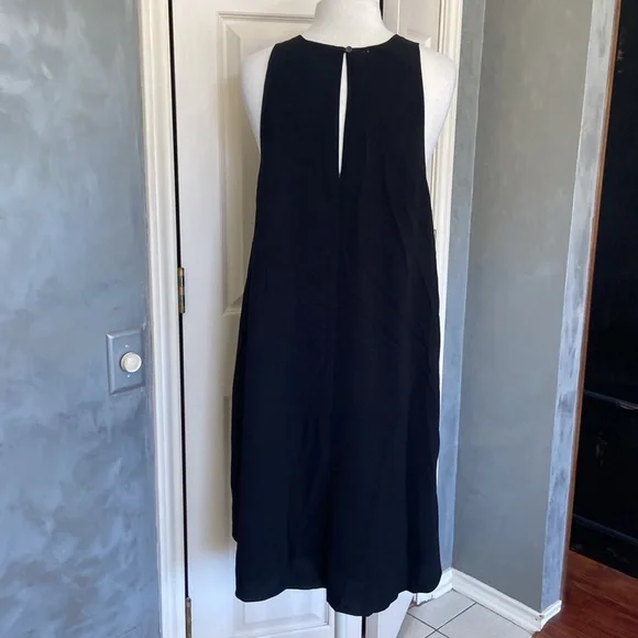 Aritzia Wilfred Black Swing Dress Gathered Waist Keyhole Back Size Large - Picture 2 of 8